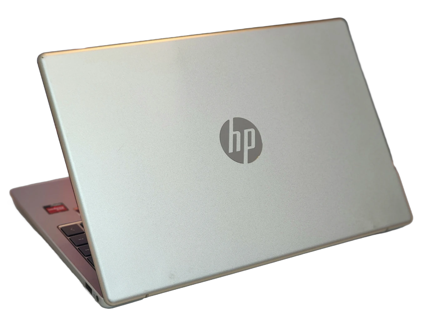 HP 14-em0xxx AMD Ryzen 7 Reacondicionado