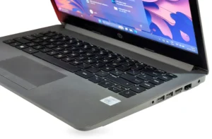 HP 240 G7 i3 16GB RAM 250GB SSD Reacondicionado Con Garantía - Vista Adicional