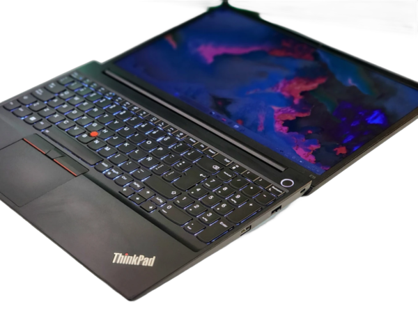 LENOVO THINKPAD E15 GEN 4 i7 16GB RAM 512GB SSD Reacondicionado