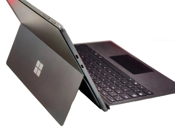 MICROSOFT Surface Pro 9 i7 16GB RAM 512GB SSD Reacondicionado